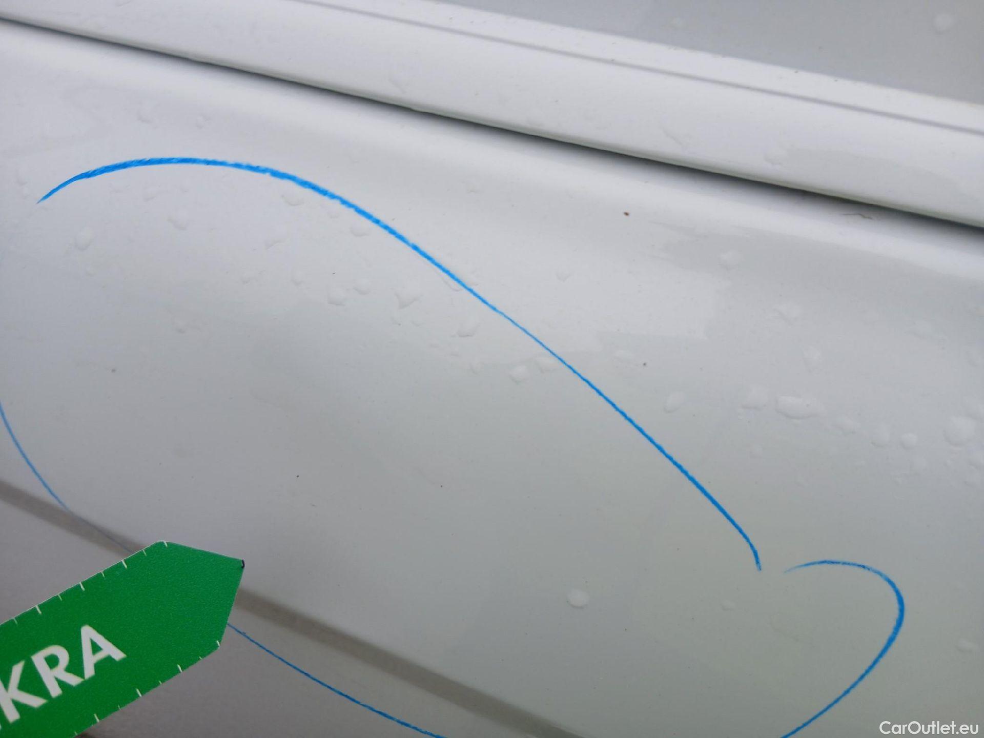  Ford  Fiesta FORD  Van / 2012 / 3P / berlina comercial 1.5 TDCi 55kW (75CV) #40