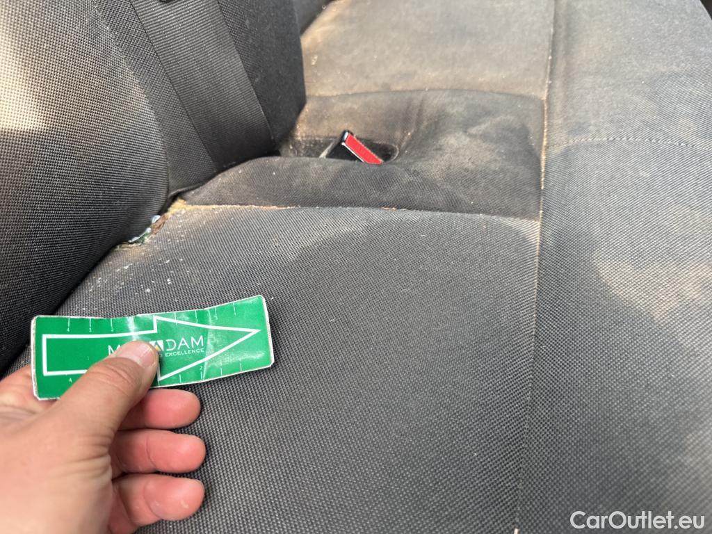  Nissan  NV400 NISSAN  VU 4P 1G COMBI 2.3dCi 145 COMFORT L2H2 3500 COMBI-9 FWD #39