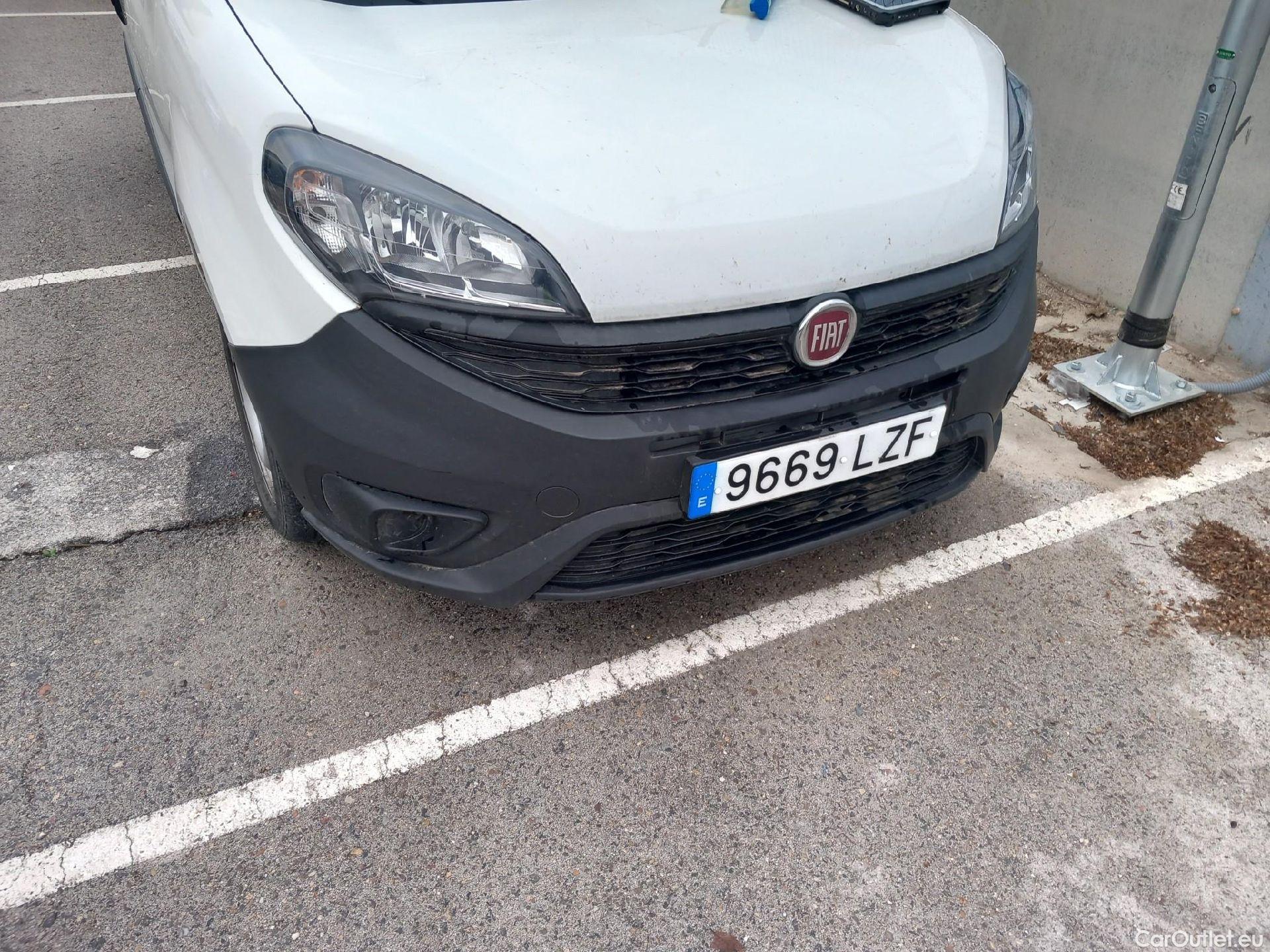  Fiat  Doblo FIAT Doblò Cargo/2015/3P/furgón derivado de turismo Cargo Base 1.6 Mjet 66kW (90CV) #9