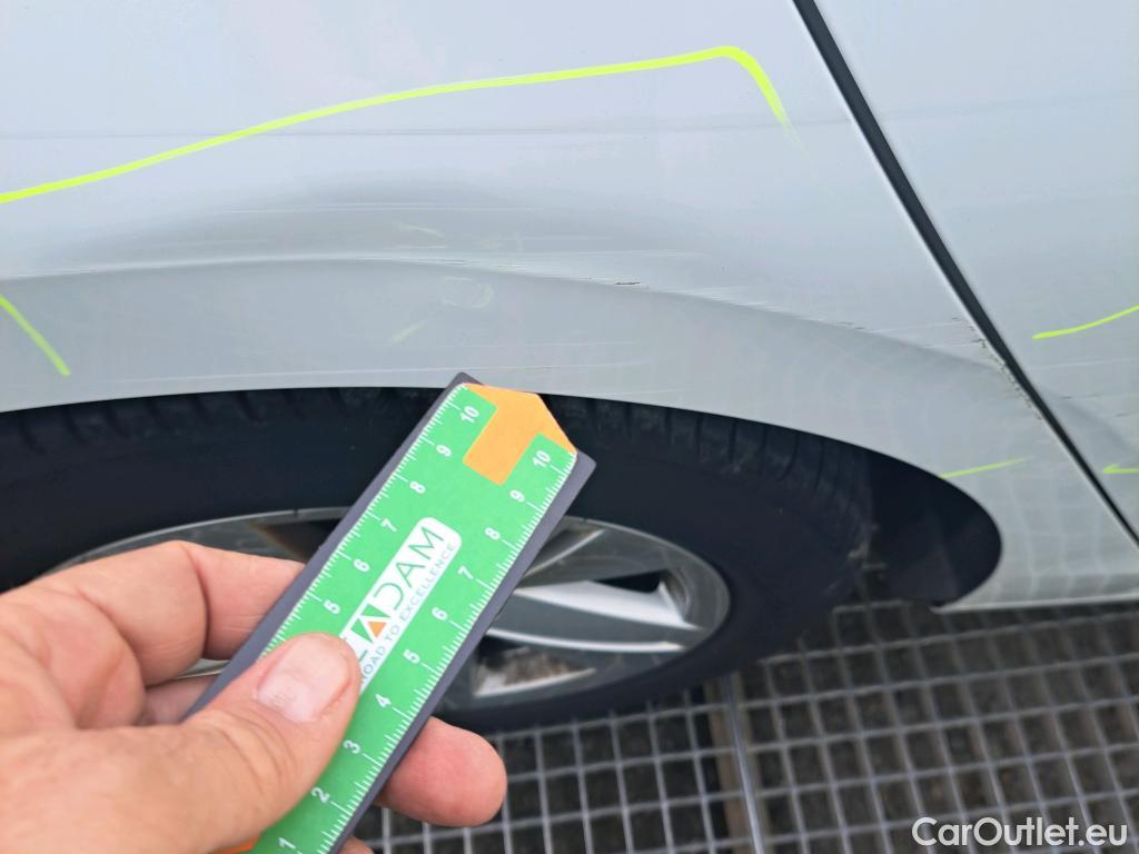  Volkswagen  Golf  VOLKSWAGEN / 2020 / 5P / berlina con portón 1.0 TSI 81kW (110CV) #4