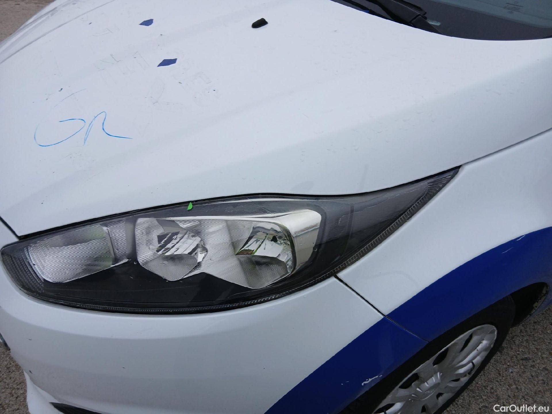  Ford  Fiesta FORD  Van / 2012 / 3P / berlina comercial 1.5 TDCi 55kW (75CV) #60