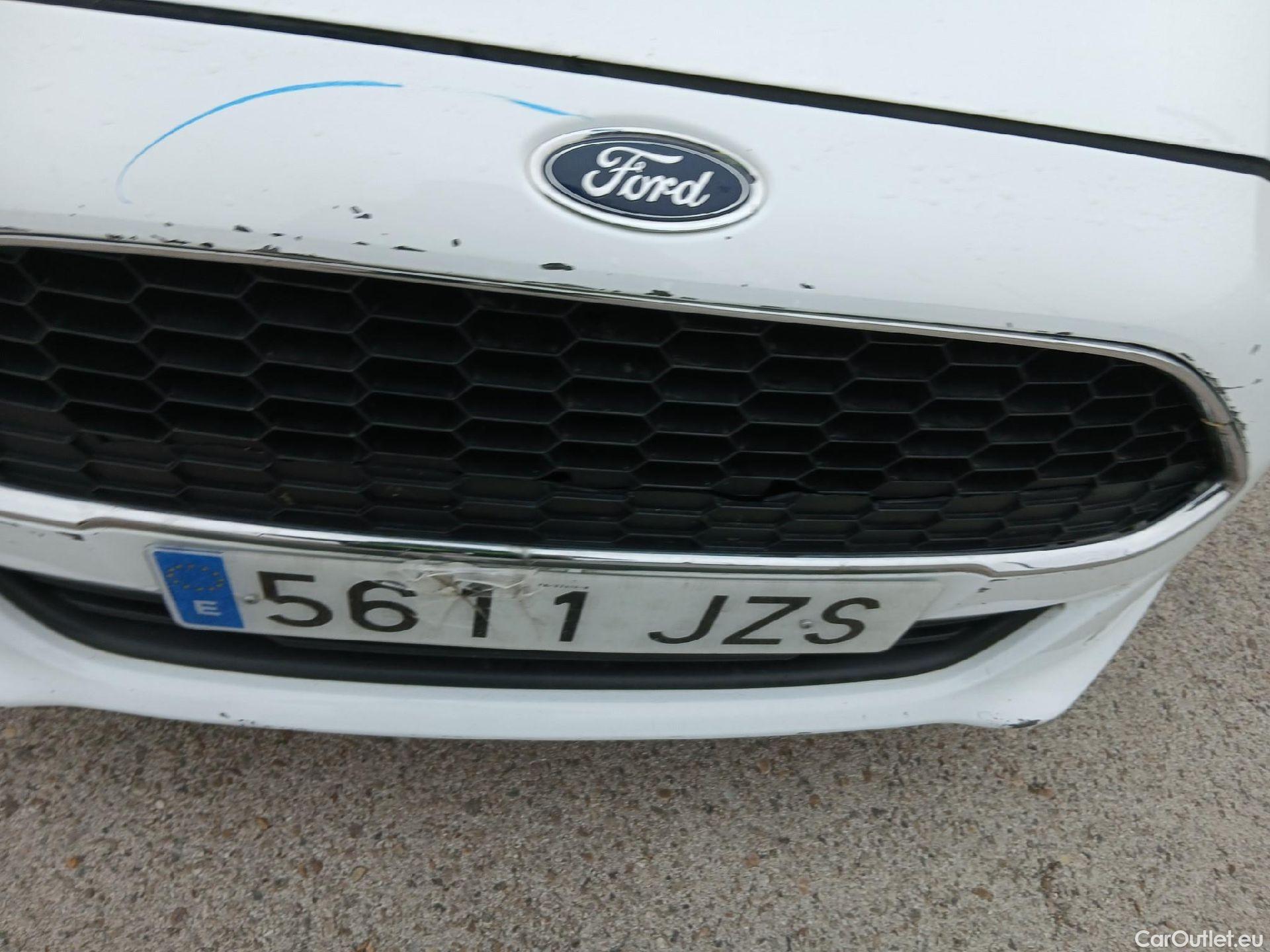  Ford  Fiesta FORD  Van / 2012 / 3P / berlina comercial 1.5 TDCi 55kW (75CV) #23