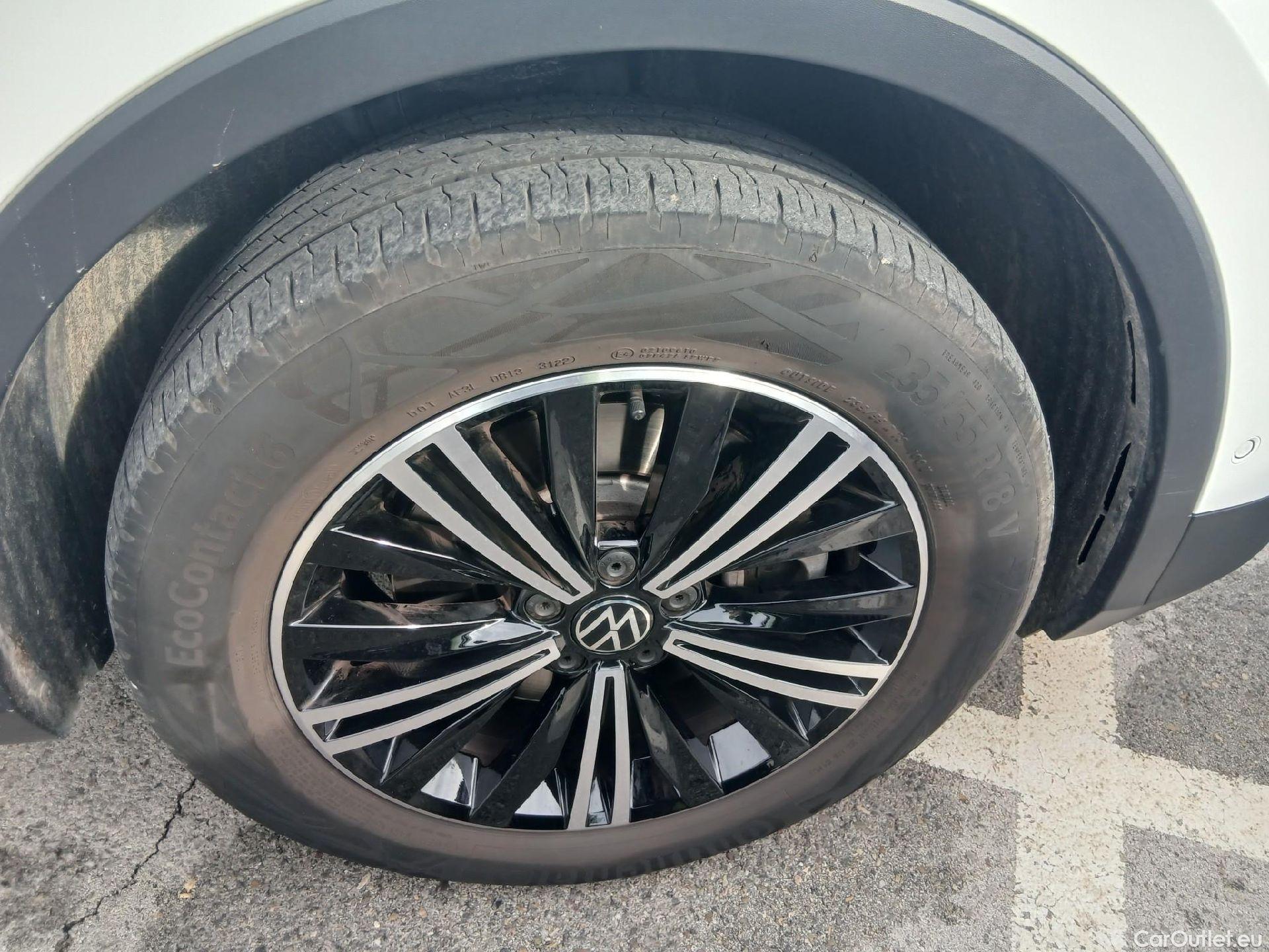  Volkswagen  Tiguan VOLKSWAGEN  / 2020 / 5P / todoterreno Life 1.4 TSI eHybrid 180kW (245CV) DSG #20