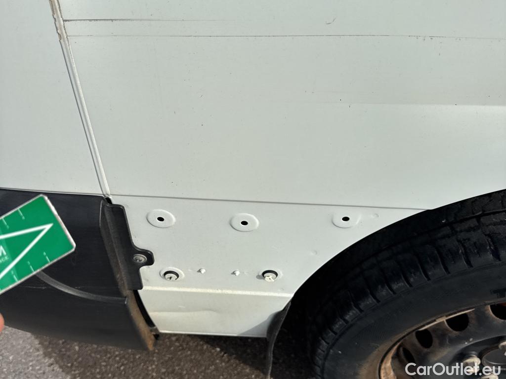  Nissan  NV400 NISSAN  VU 4P 1G COMBI 2.3dCi 145 COMFORT L2H2 3500 COMBI-9 FWD #45