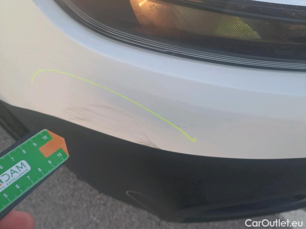  Citroen  Berlingo CITROEN  / 2018 / 4P / combi Talla M BlueHDi 100 LIVE (AC) #26