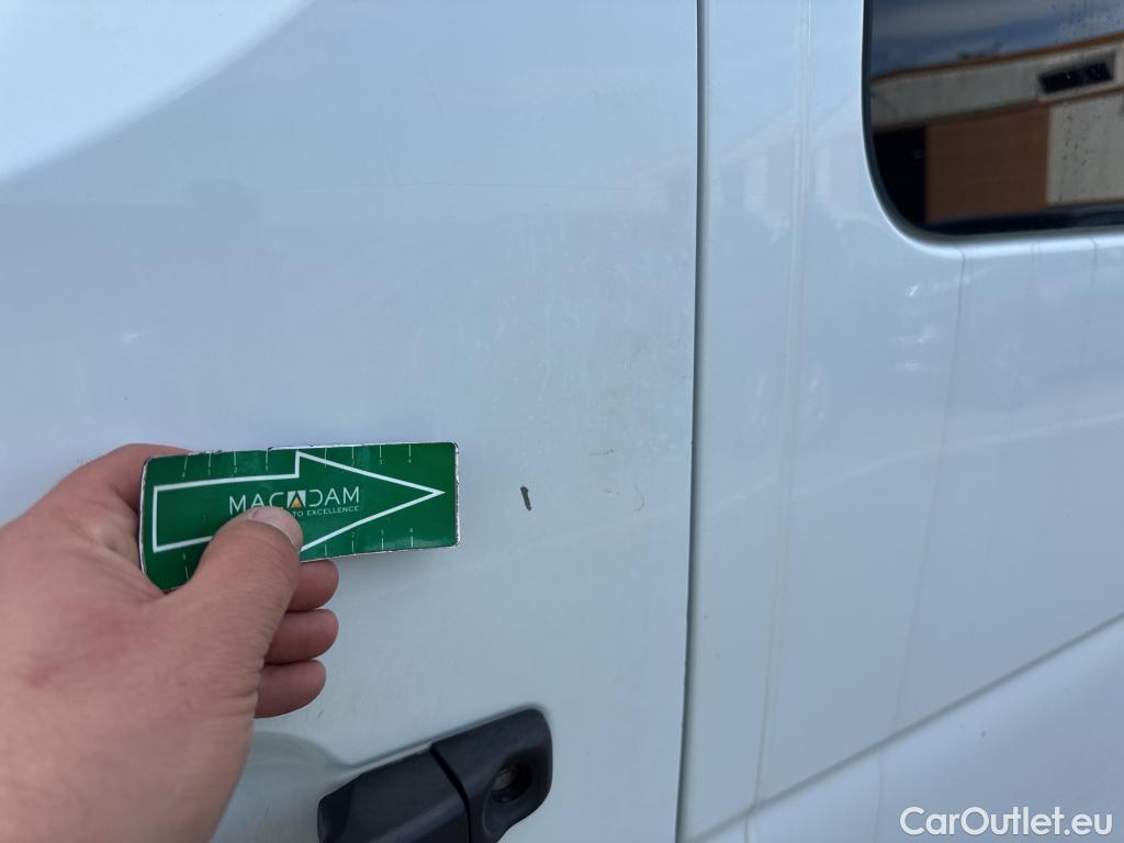  Nissan  NV400 NISSAN  VU 4P 1G COMBI 2.3dCi 145 COMFORT L2H2 3500 COMBI-9 FWD #25