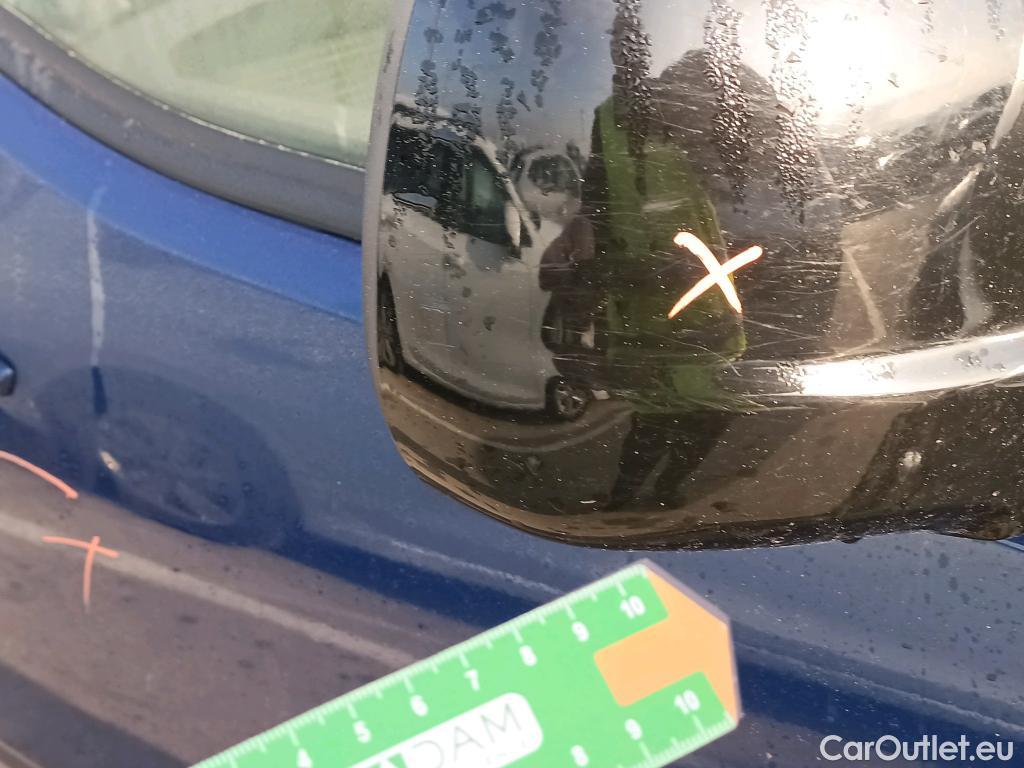  Peugeot  RIFTER PEUGEOT  / 2018 / 5P / monovolumen compacto GT Line Long BlueHDi 96kW #31