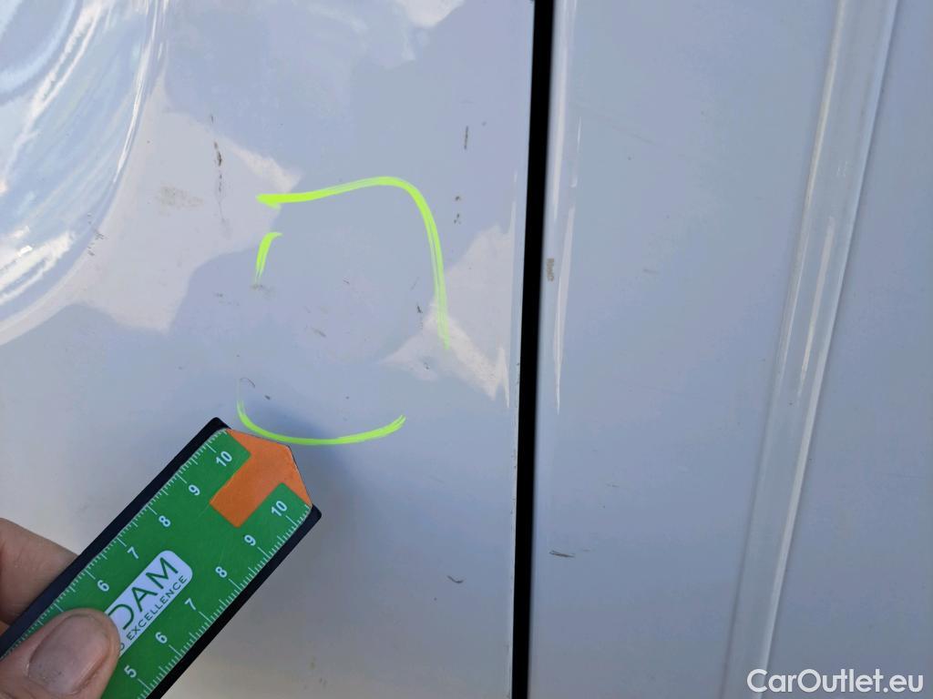  Renault  Trafic RENAULT  / 2021 / 4P / furgón Furgón L1H1 Blue dCi 96 Kw (130 CV) (AC) #23