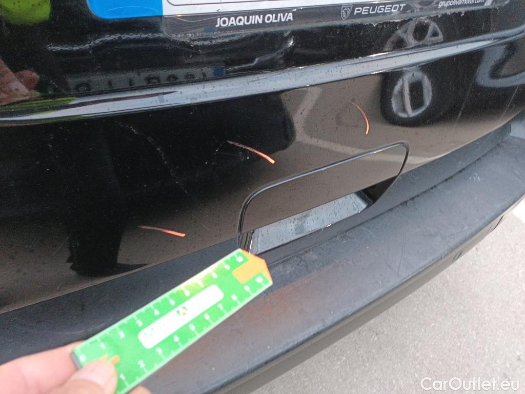  Land Rover  Discovery PEUGEOT Expert / 2024 / 4P / combi Combi Long BlueHDi 180 S&S EAT8 #36