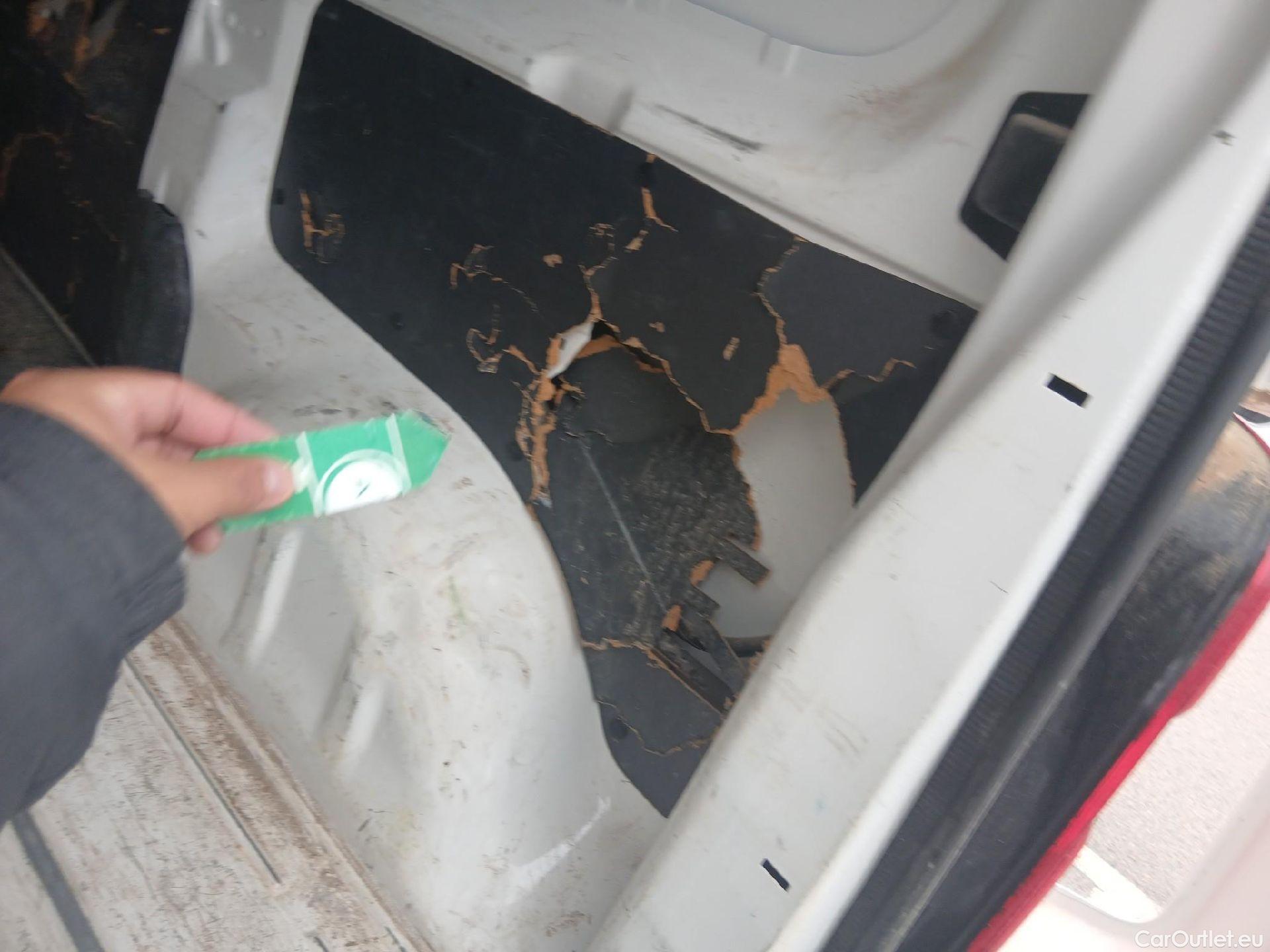  Peugeot  Expert PEUGEOT  / 2016 / 4P / furgón Furgón Premium 1.5 BlueHDi 100 Standard (AC) #8