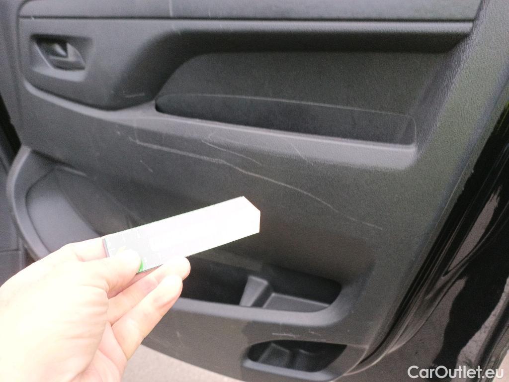  Land Rover  Discovery PEUGEOT Expert / 2024 / 4P / combi Combi Long BlueHDi 180 S&S EAT8 #27