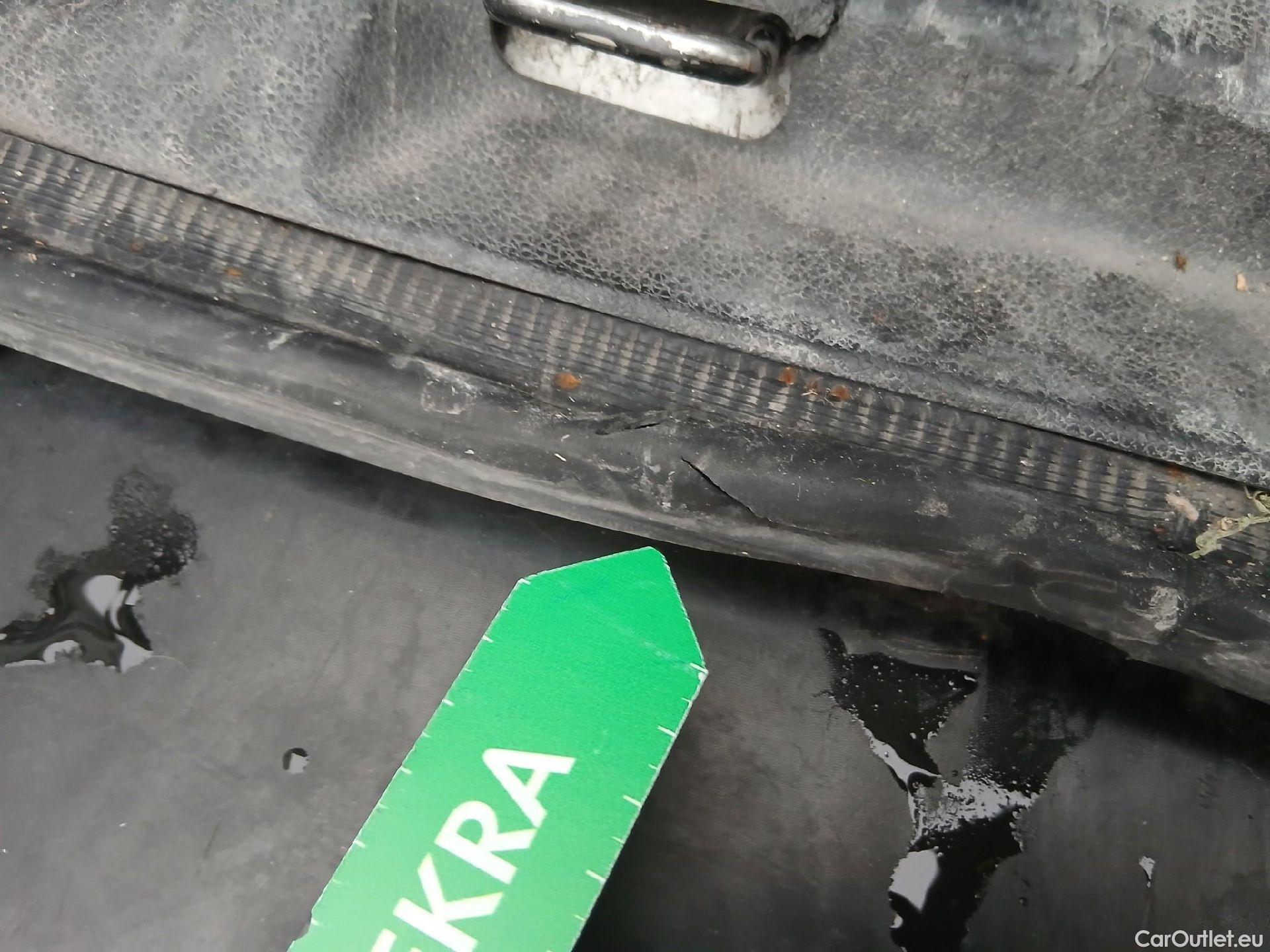  Toyota  Proace TOYOTA  / 2020 / 4P / furgón 1.5D 100CV GX 1PL 2PT L1 #40