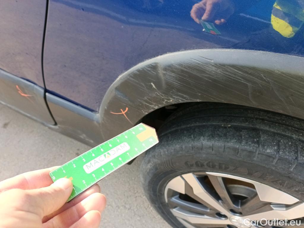  Peugeot  RIFTER PEUGEOT  / 2018 / 5P / monovolumen compacto GT Line Long BlueHDi 96kW #30