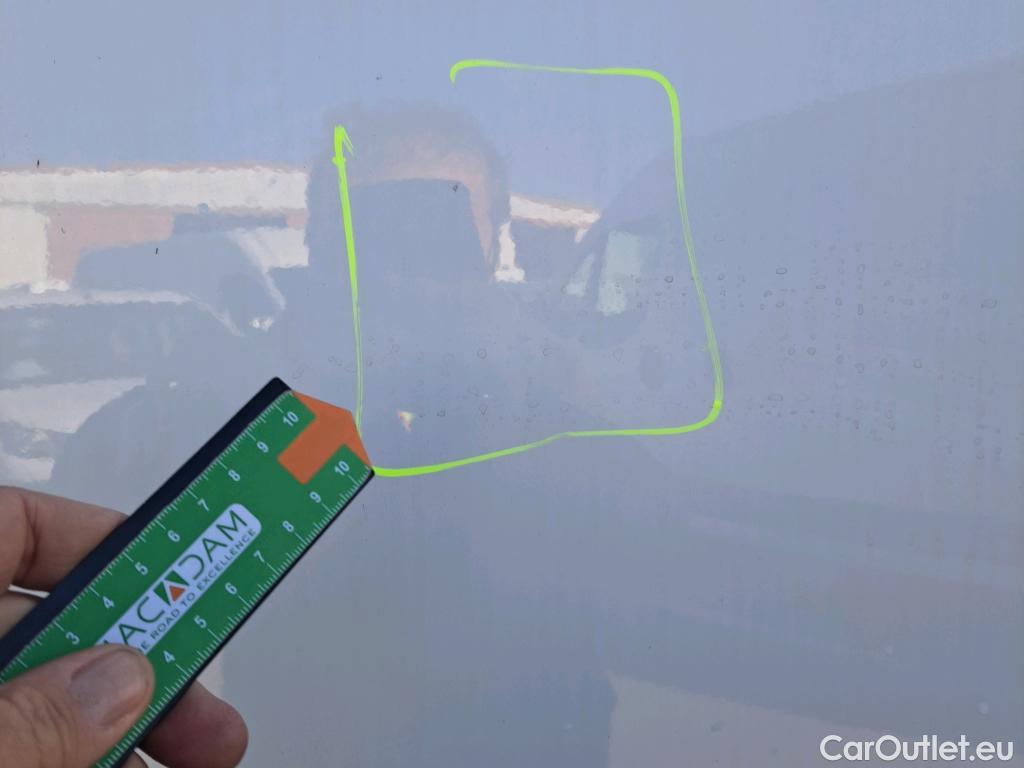  Renault  Trafic RENAULT  / 2021 / 4P / furgón Furgón L1H1 Blue dCi 96 Kw (130 CV) (AC) #9