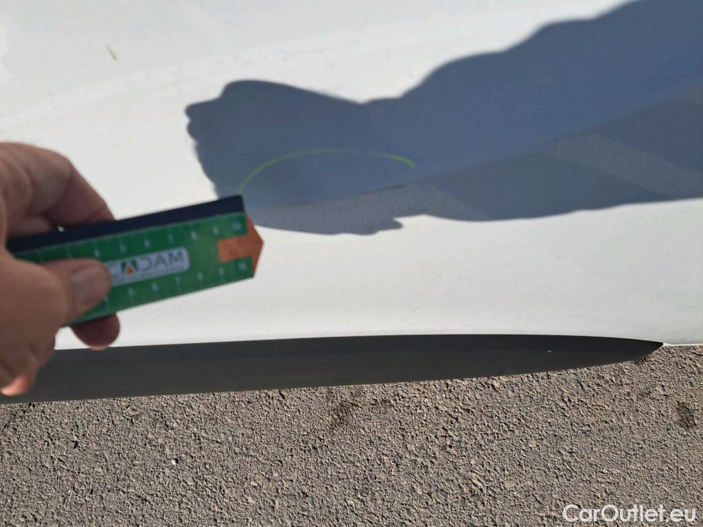  Renault  Trafic RENAULT  / 2021 / 4P / furgón Furgón L1H1 Blue dCi 96 Kw (130 CV) (AC) #47