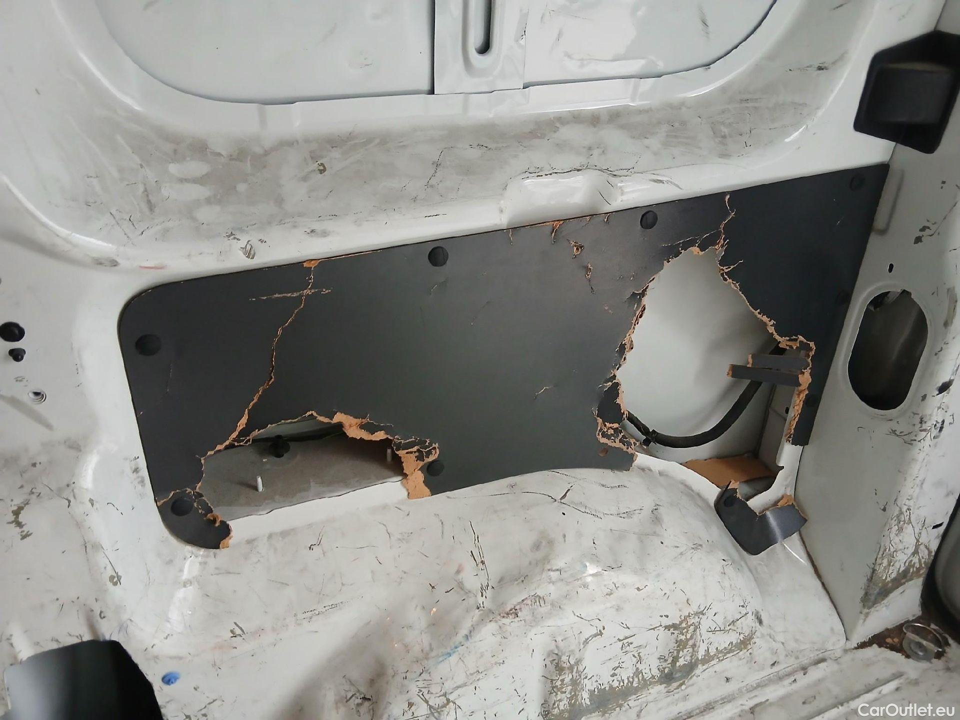  Toyota  Proace TOYOTA  / 2020 / 4P / furgón 1.5D 100CV GX 1PL 2PT L1 #34