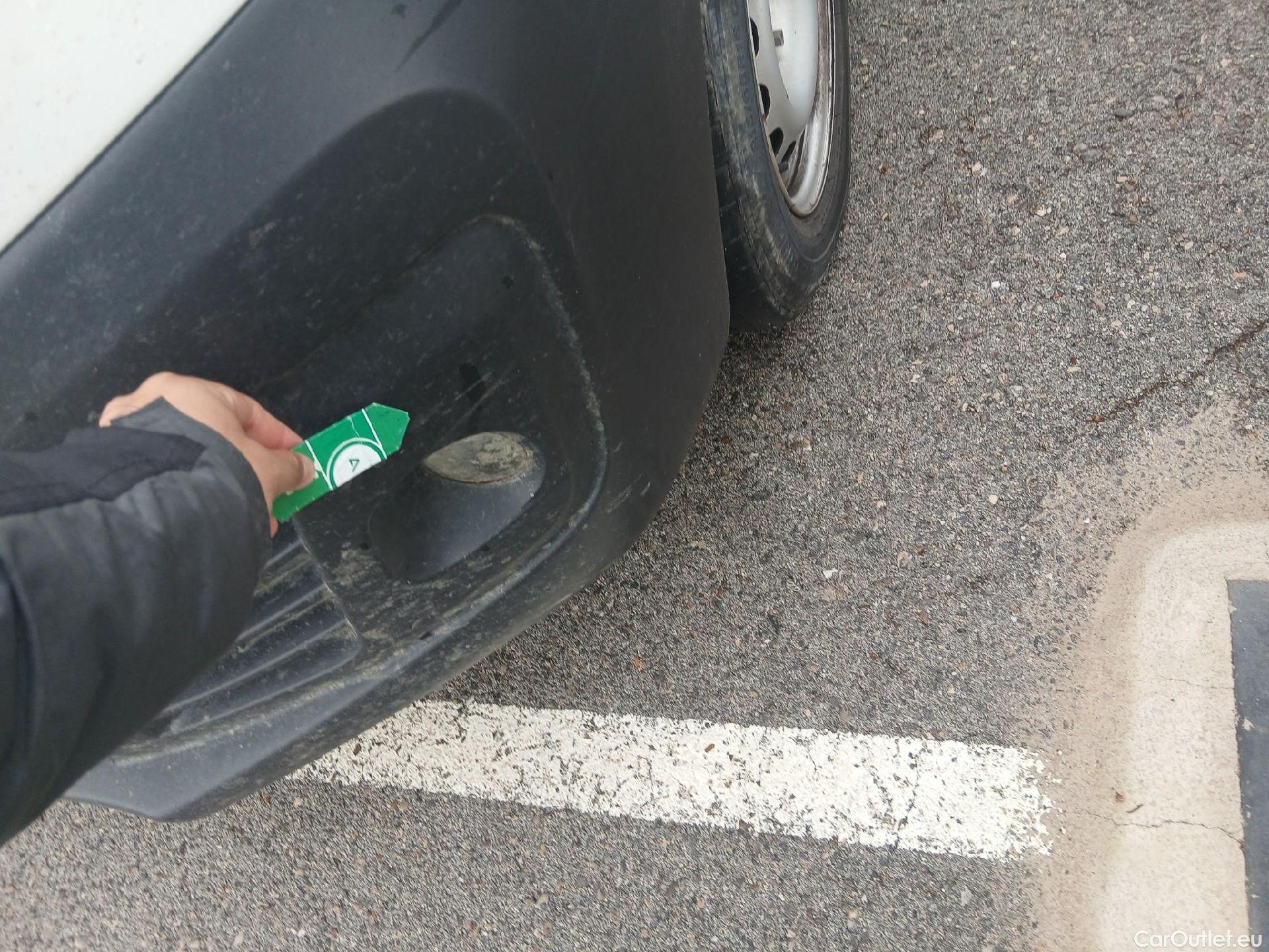  Peugeot  Expert PEUGEOT  / 2016 / 4P / furgón Furgón Premium 1.5 BlueHDi 100 Standard (AC) #17