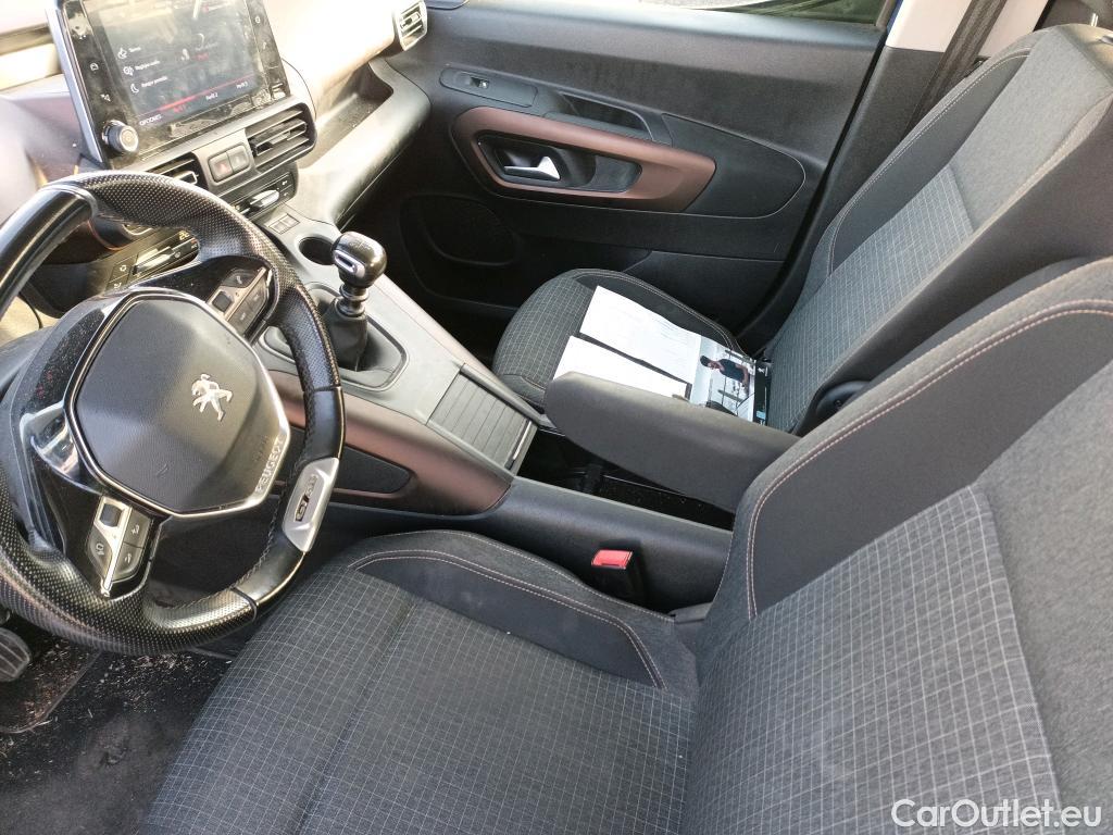  Peugeot  RIFTER PEUGEOT  / 2018 / 5P / monovolumen compacto GT Line Long BlueHDi 96kW #10