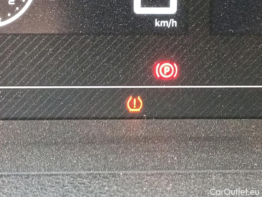  Land Rover  Discovery PEUGEOT Expert / 2024 / 4P / combi Combi Long BlueHDi 180 S&S EAT8 #34