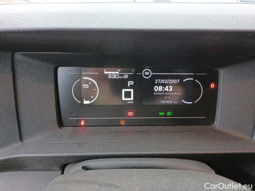  Land Rover  Discovery PEUGEOT Expert / 2024 / 4P / combi Combi Long BlueHDi 180 S&S EAT8 #33