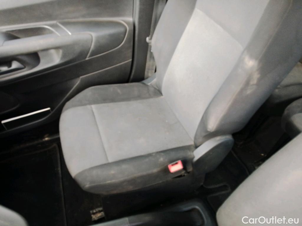  Peugeot  RIFTER PEUGEOT  / 2018 / 4P / monovolumen compacto Active Standard BlueHDi 73kW #7