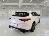  Alfa Romeo   STELVIO ALFA ROMEO / 2017 / 5P / SUV 2.2 TD 190 CV SUPER BUSINESS AT8 Q4 #2