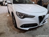  Alfa Romeo   STELVIO ALFA ROMEO / 2017 / 5P / SUV 2.2 TD 190 CV SUPER BUSINESS AT8 Q4 #40