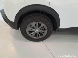  Peugeot  2008 PEUGEOT  / 2019 / 5P / CROSSOVER BLUEHDI 110 ACTIVE PACK S/S #64