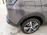  Peugeot  3008 PEUGEOT  / 2020 / 5P / SUV BLUEHDI 130 EAT8 SeS ACTIVE BUSINESS #58