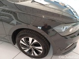  Volkswagen  Polo VOLKSWAGEN  / 2017 / 5P / BERLINA 1.0 TSI BUSINESS COMFORTLINE #40