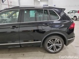  Volkswagen  Tiguan VOLKSWAGEN  / 2016 / 5P / SUV 2.0 TDI SCR 140KW EXECUTIVE BMT 4MOT DSG #45