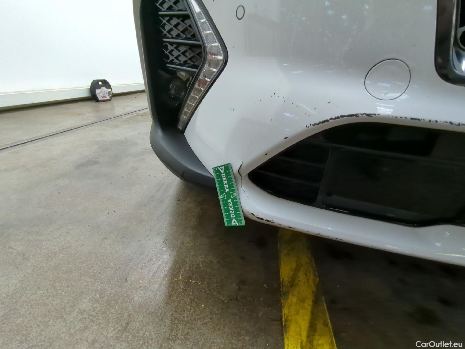  Hyundai  Tucson HYUNDAI  / 2018 / 5P / SUV 1.6 CRDI 136 HYBRID 48V DCT-7 N LINE EDI #18