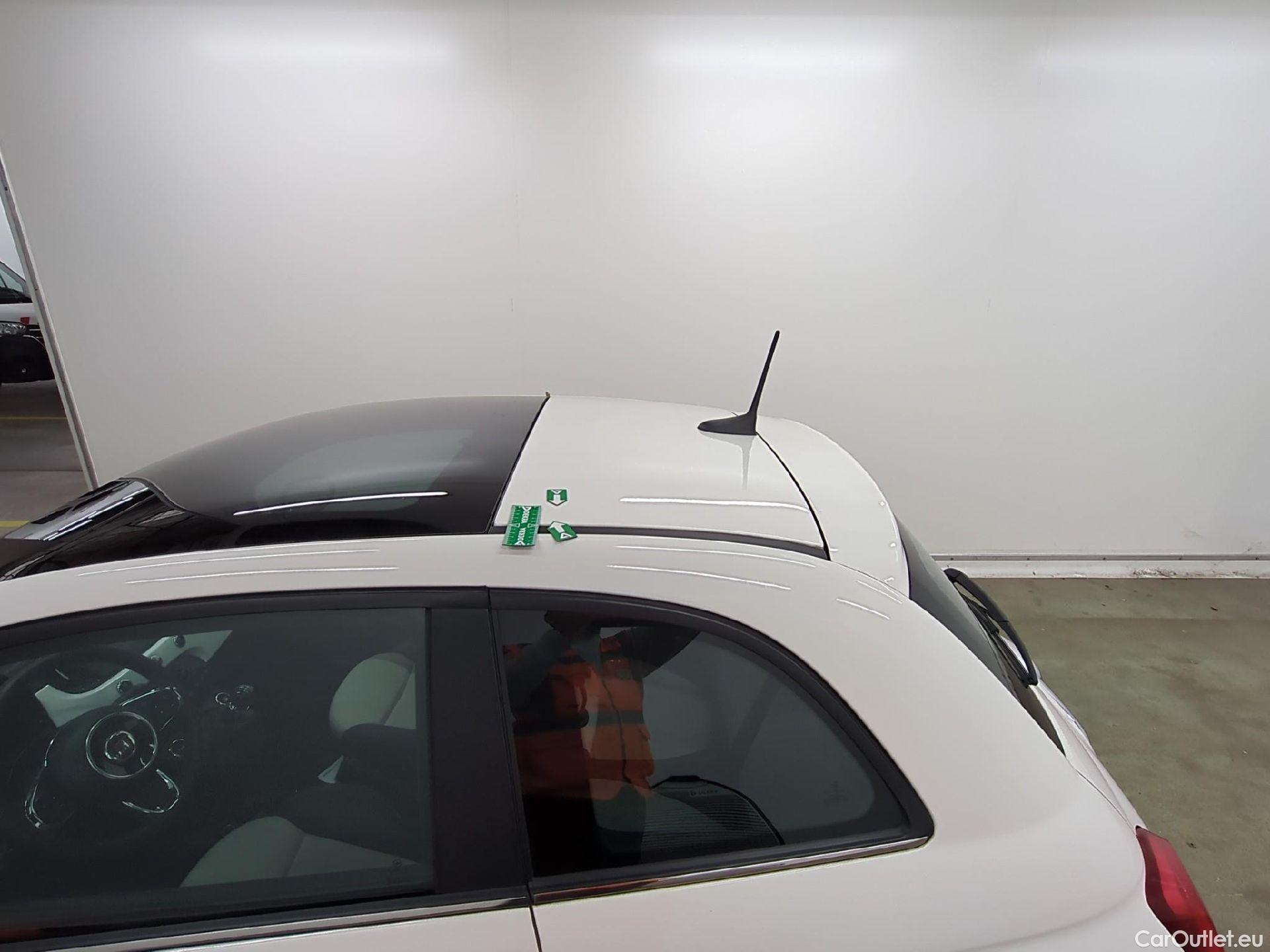  Fiat  500 FIAT  / 2015 / 3P / Berline Hybrid 1.0 BSG 70 ch Dolcevita #10