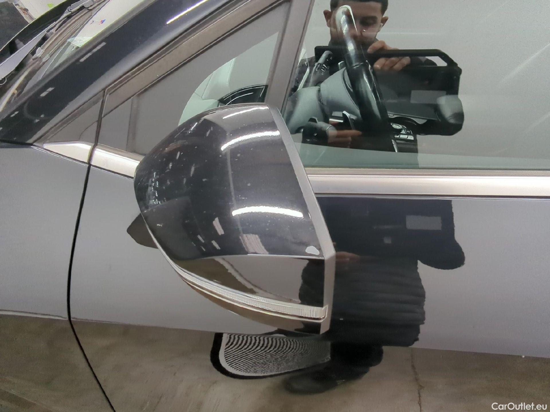  KIA  Sportage KIA  / 2021 / 5P / SUV 1.6 T-GDI 265 PHEV AUTO 4WD DESIGN #23