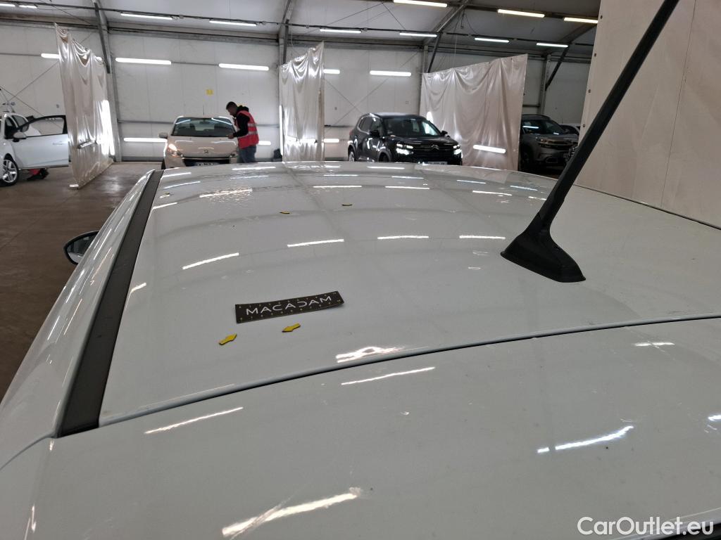  Dacia  Sandero  III Confort 1.0 TCe 90CV BVM5 E6d #1