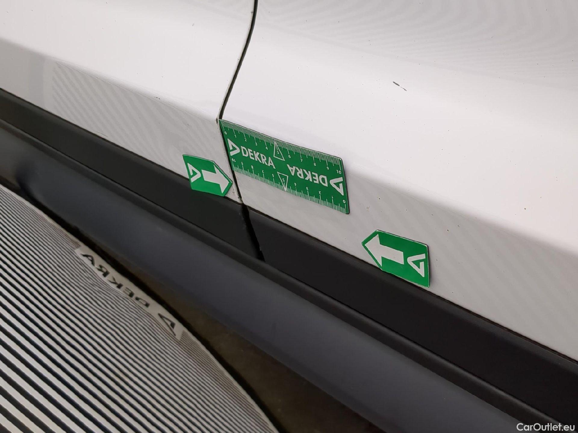  Hyundai  Tucson HYUNDAI  / 2018 / 5P / SUV 1.6 CRDI 136 HYBRID 48V DCT-7 N LINE EDI #24