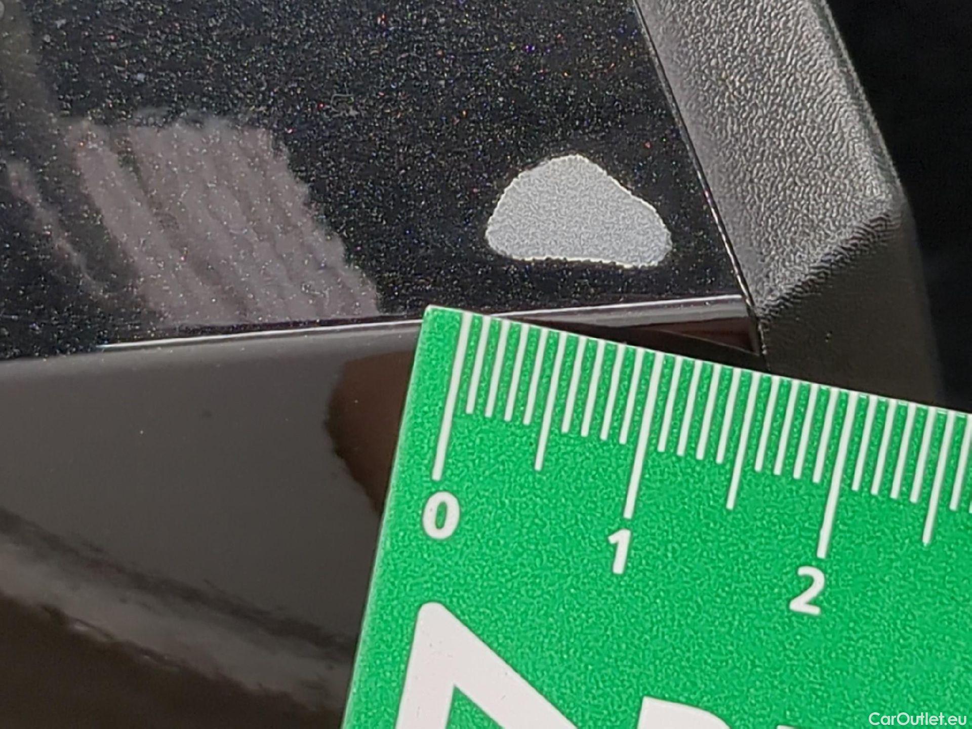  KIA  Sportage KIA  / 2021 / 5P / SUV 1.6 T-GDI 265 PHEV AUTO 4WD DESIGN #25