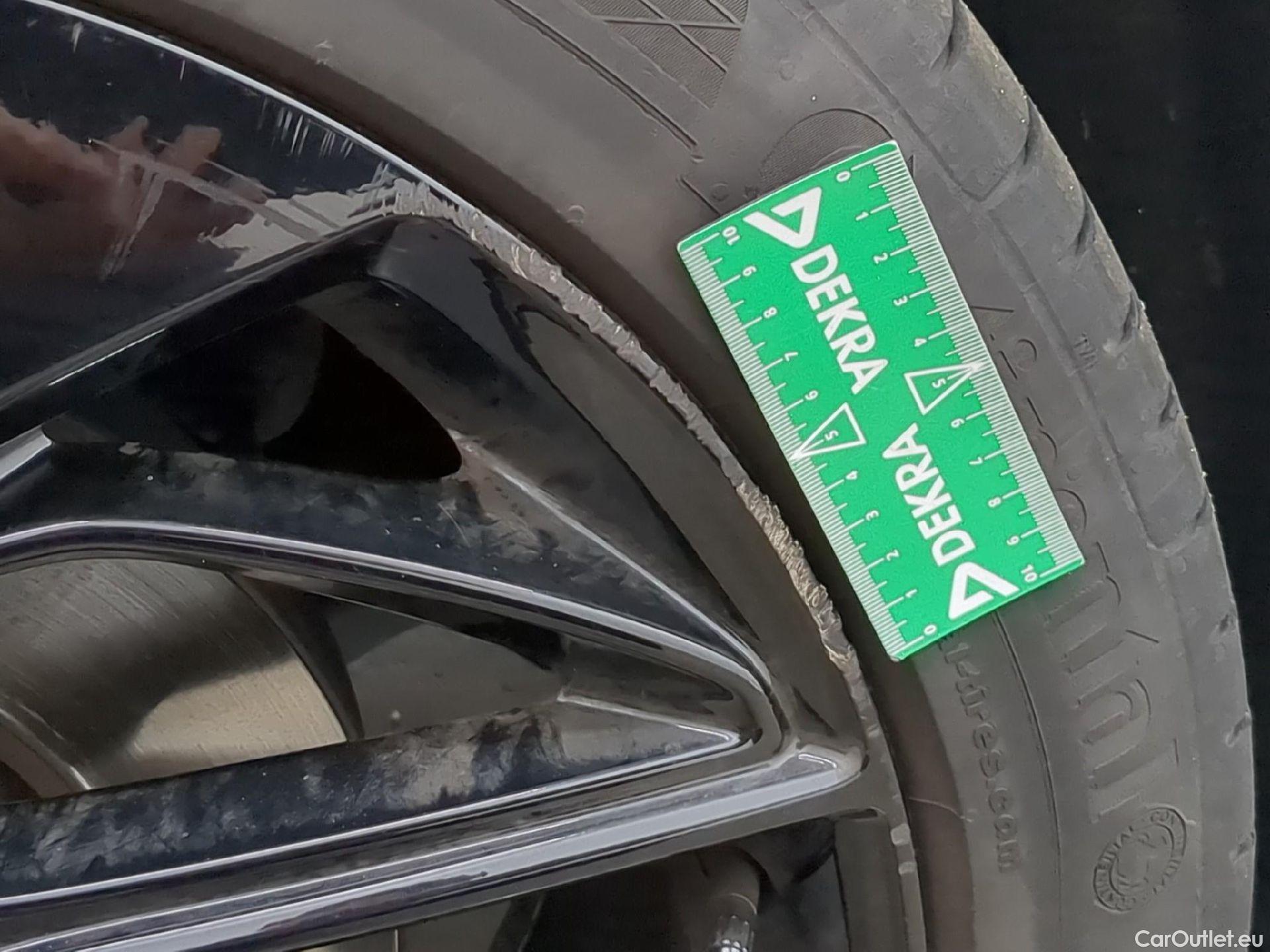  Hyundai  Tucson HYUNDAI  / 2018 / 5P / SUV 1.6 CRDI 136 HYBRID 48V DCT-7 N LINE EDI #9