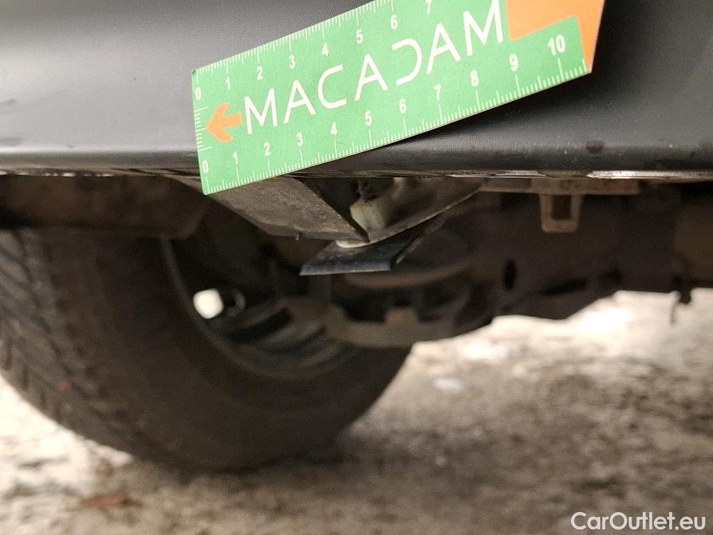  Citroen  C3  Feel 1.2 PureTech 80CV BVM5 E6 #4