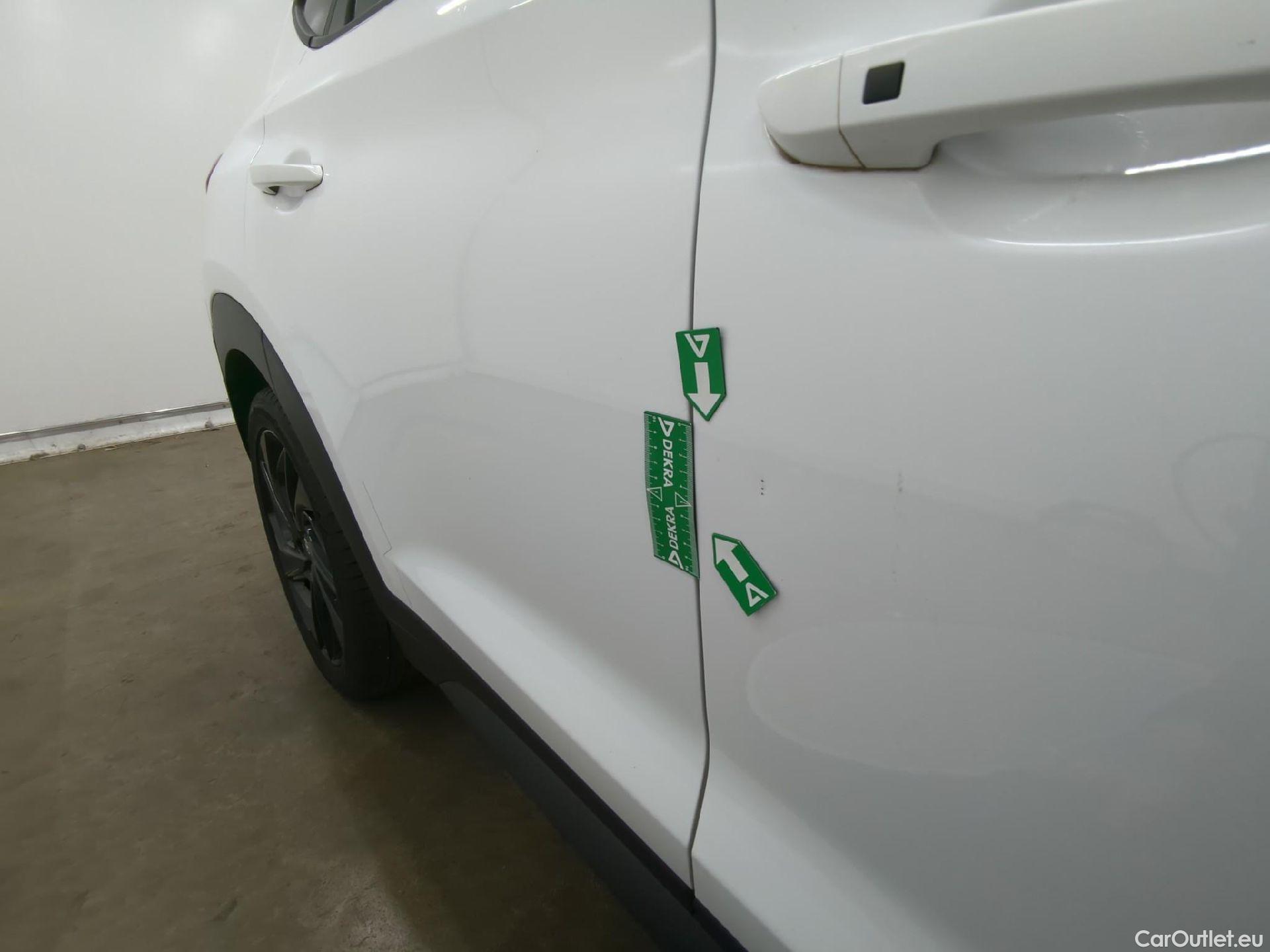  Hyundai  Tucson HYUNDAI  / 2018 / 5P / SUV 1.6 CRDI 136 HYBRID 48V DCT-7 N LINE EDI #15