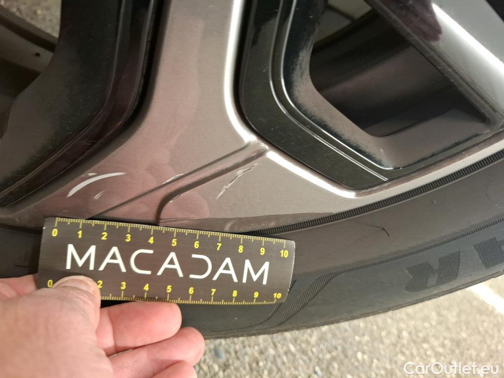  Citroen  C4  Berline Feel Pack 1.2 PureTech 130CV BVM6 6E #11