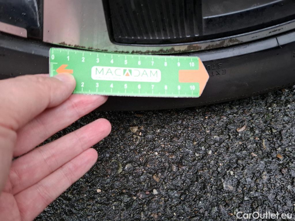  Peugeot  2008 PEUGEOT  / 2019 / 5P / Crossover BLUEHDI 130 S&S EAT8 GT PACK #10