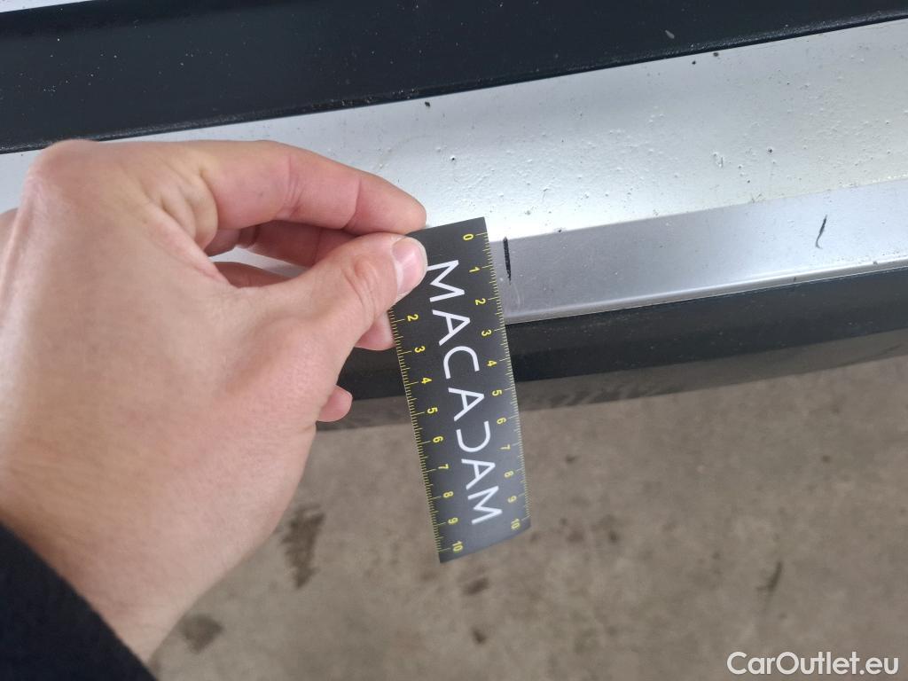  Peugeot  2008  Allure Pack 1.5 HDi 130CV BVA8 E6d #32