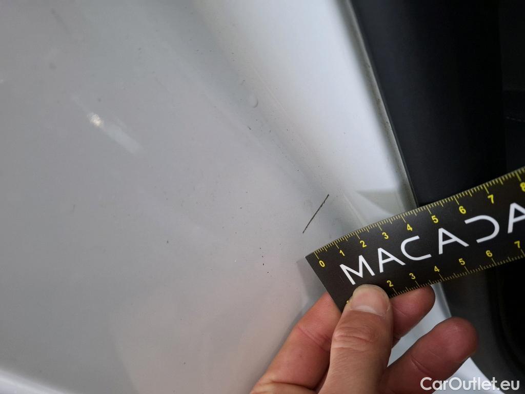  Peugeot  2008  Allure Pack 1.5 HDi 130CV BVA8 E6d #27