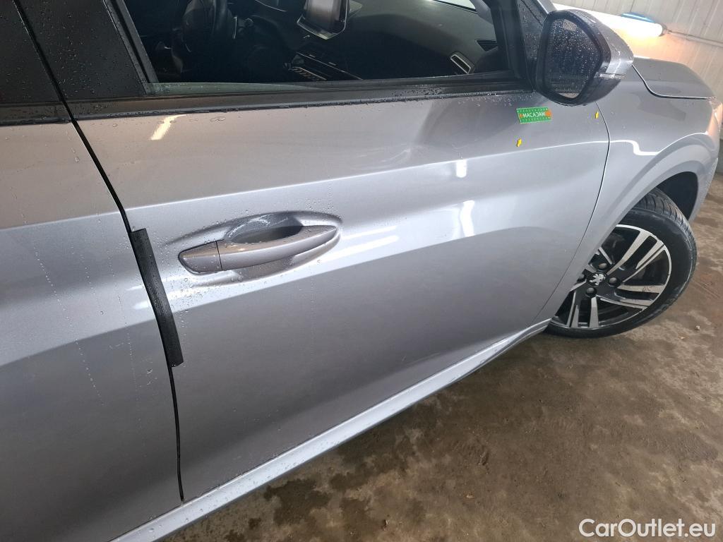  Peugeot  208  Allure 1.2 PureTech 130CV BVA8 E6d #21