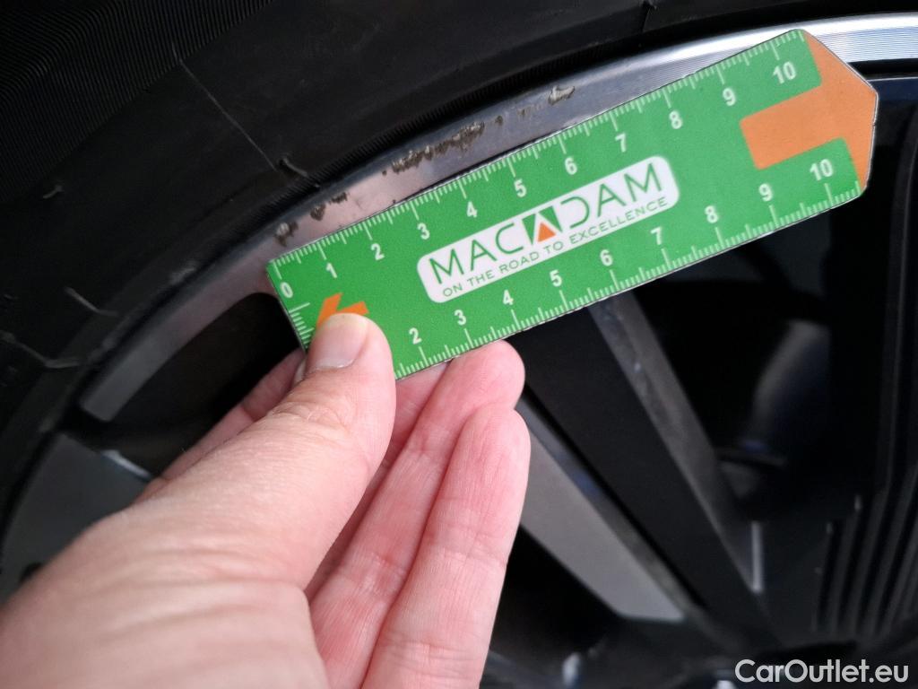  Peugeot  2008 PEUGEOT  / 2019 / 5P / Crossover BLUEHDI 130 S&S EAT8 GT PACK #15