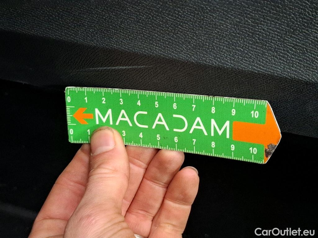  Peugeot  3008  Allure Pack 1.5 HDi 130CV BVM6 E6d #24