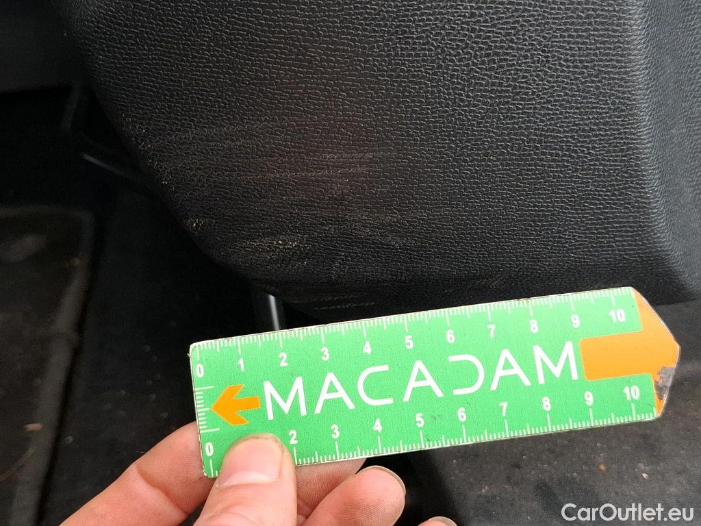  Peugeot  3008  Allure Pack 1.5 HDi 130CV BVM6 E6d #18