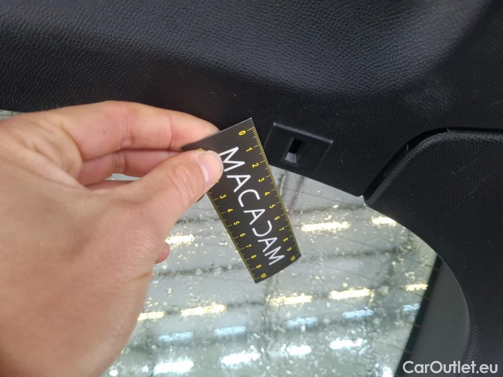  Peugeot  2008  Allure Pack 1.5 HDi 130CV BVA8 E6d #23