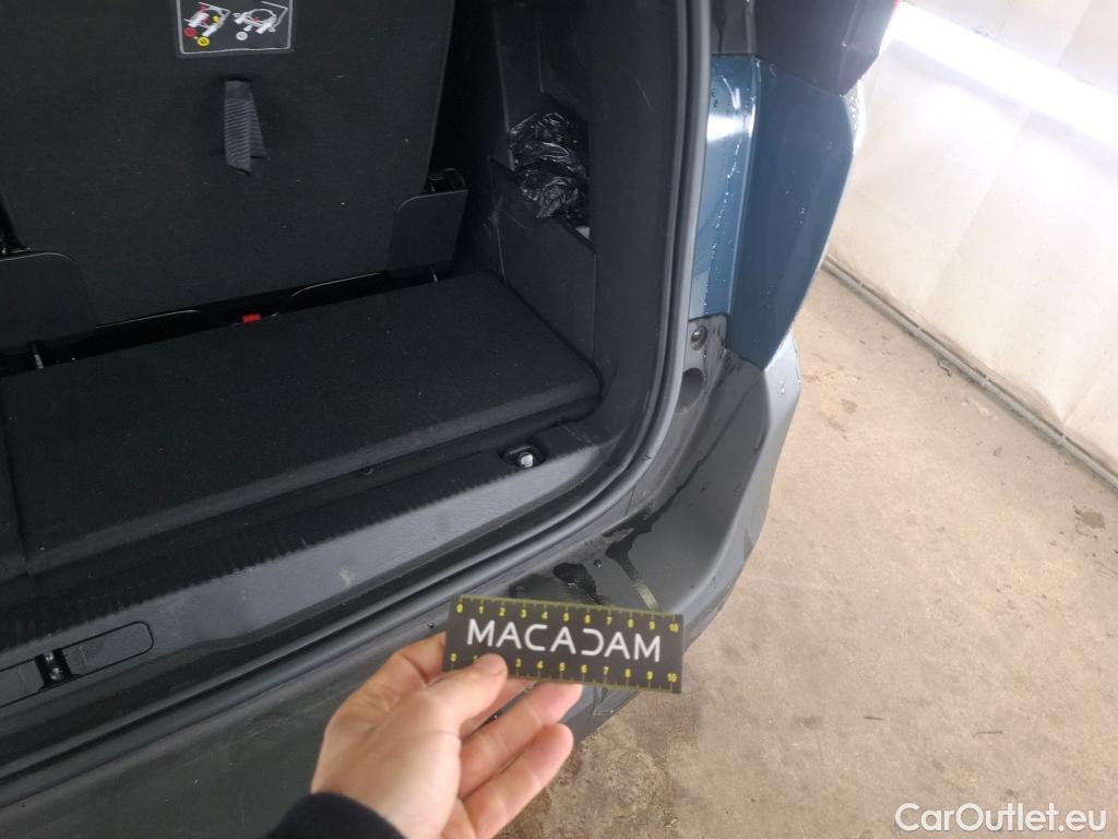  Peugeot  5008  Active Pack 1.2 PureTech 130CV BVA8 7 Sieges E6d #14